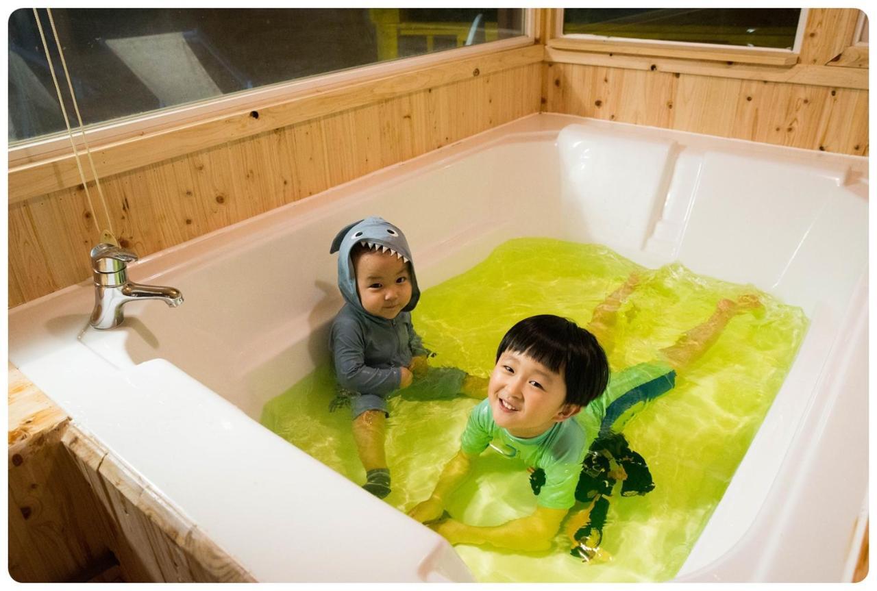 Jeju Sunflower Pension Seogwipo-stad Buitenkant foto